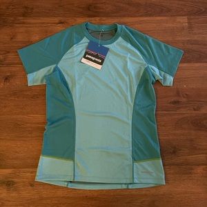 Patagonia Runshade Sun Shirt Women’s Medium NEW!
